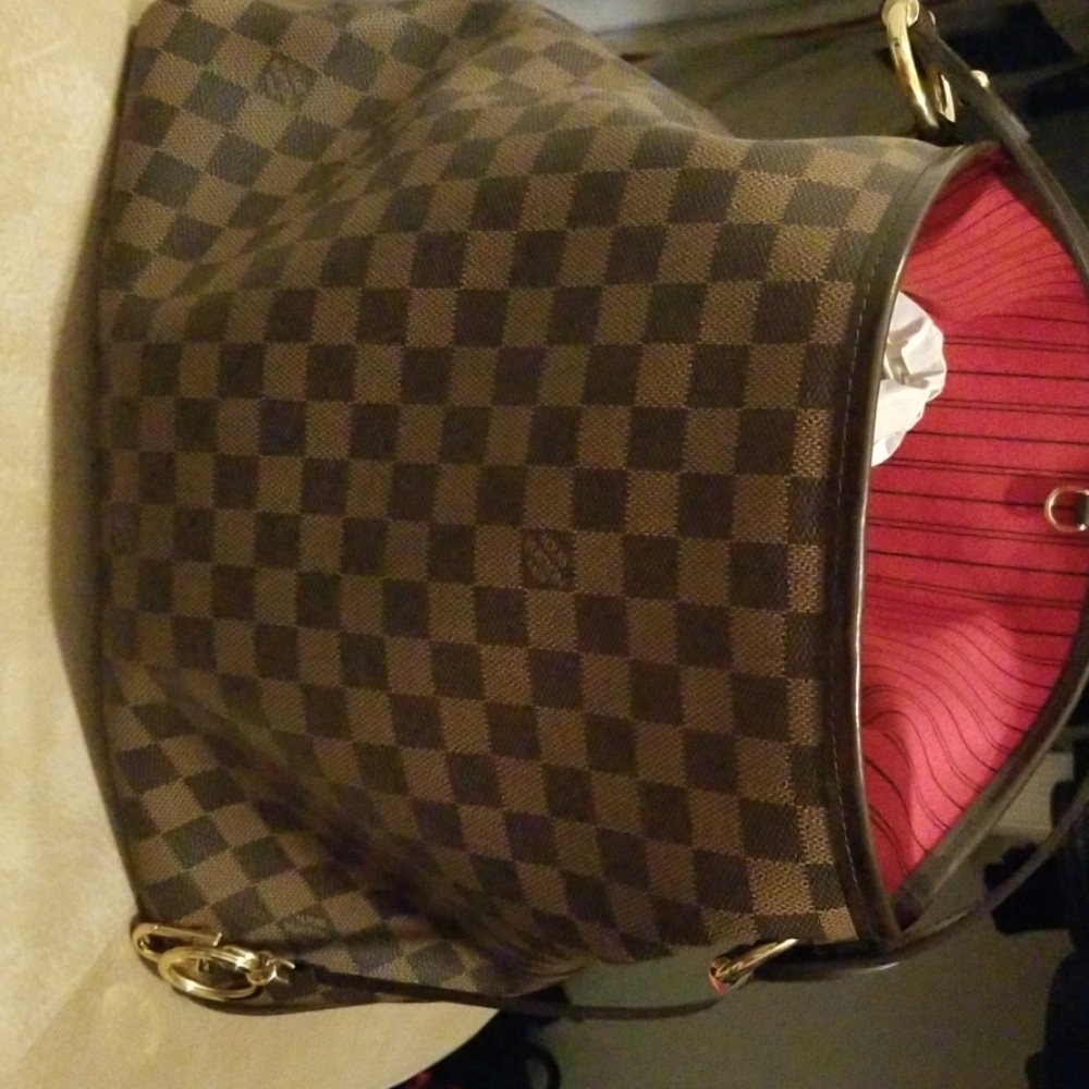 Louis vuitton handbag - Picture 3 of 4